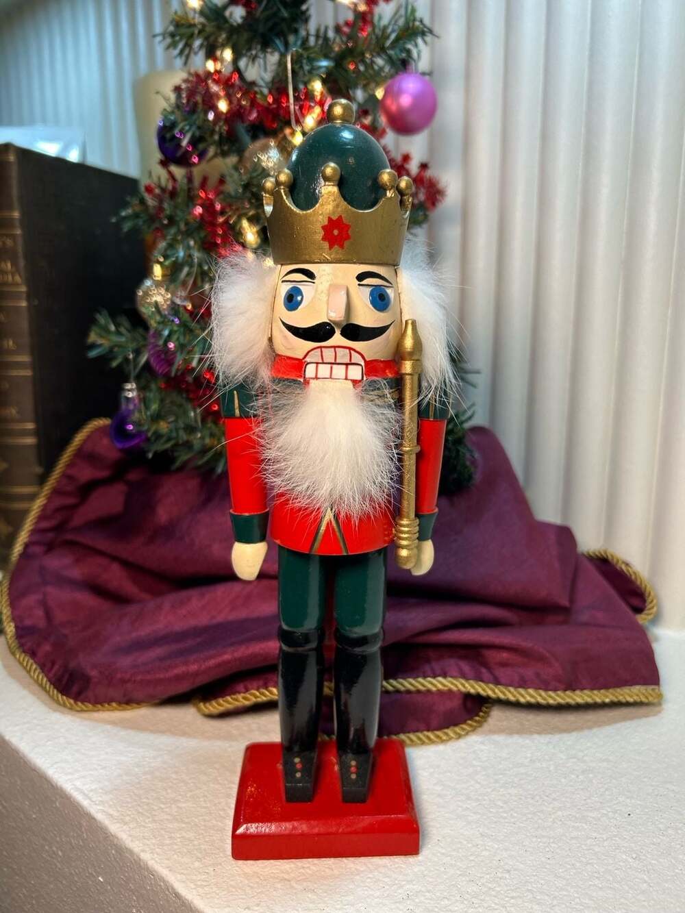 Nutcracker Village Wooden Christmas Nutcracker King Figurine Scepter Box